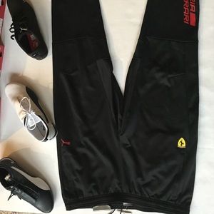 BLK & RED FERRARI-PUMA SWEATPANTS & SWEATSHIRT